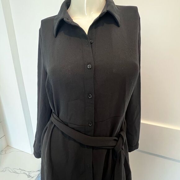 Black Zara dress - Picture 2 of 5